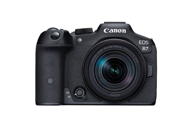 EOS R7