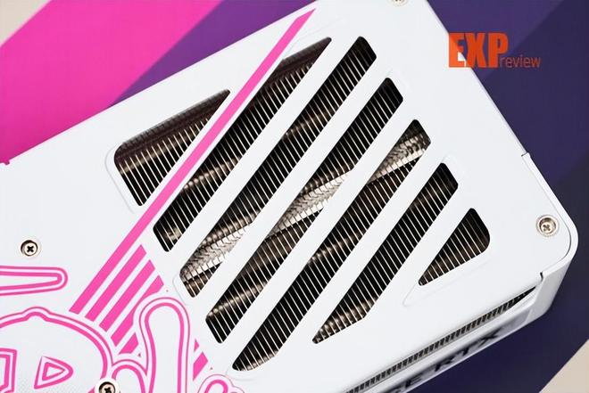 iGame RTX5060Ti Ultra W OC 16GB评测:潮酷风格的2K“挑战者”