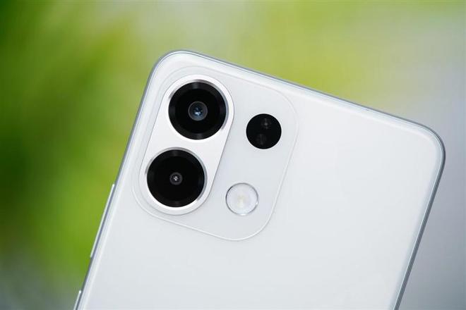 千元机新卷王！OPPO K12s全面评测：OPPO史上最大电池 五年不卡成为现实