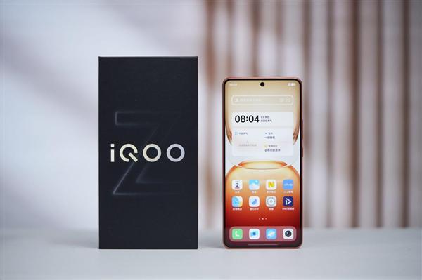 满血性能铁三角不到1700元！iQOO Z10 Turbo Pro图赏