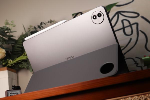 vivo Pad5 Pro评测：轻且强 娱乐办公的最新选择