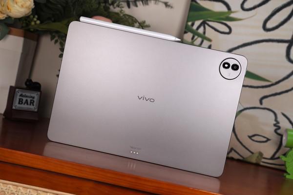 vivo Pad5 Pro评测：轻且强 娱乐办公的最新选择