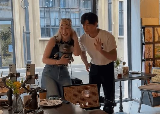 美女主播与《黑神话》八戒脸模见面！曾为八戒落泪
